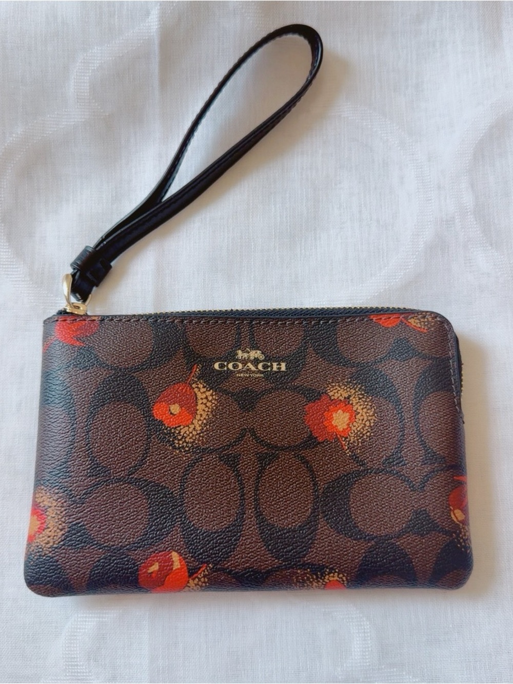 NWT COACH C6417 Corner Zip Wristlet in Signature Canvas with Pop Floral Print